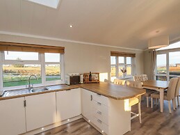 Cherry Blossom Lodge