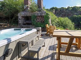 Tickeydoo, Tor Down Quarry