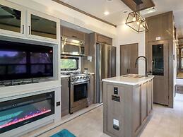 Tickeydoo, Tor Down Quarry