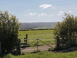 Holly Lodge