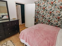 44 Honeyborough Road