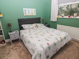 44 Honeyborough Road