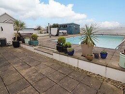 44 Honeyborough Road