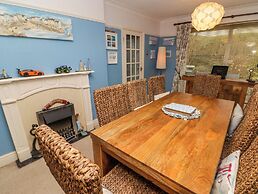 44 Honeyborough Road