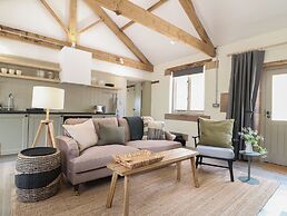 Oak Cottage - Fold Yards