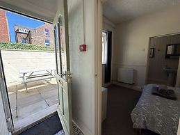 Avalon Lodge