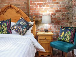 The Courtyard Cottage