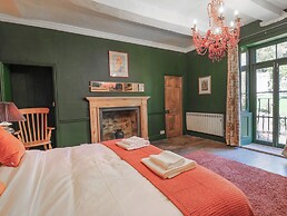 Llwynderw Hall