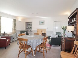 Fuchsia Cottage
