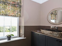 Buckland House and Annex