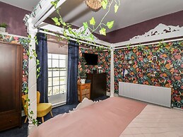 Buckland House and Annex