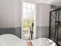 Buckland House and Annex