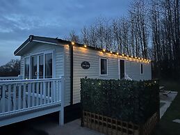 Swan Lodge