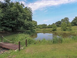 Swan Lodge