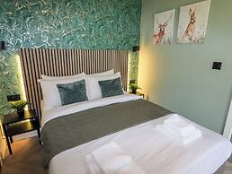 Valley Lodge 4 - North Wales Eco Lodges