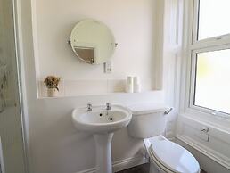 Serenity House, The Retreat