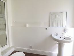 Serenity House, The Retreat