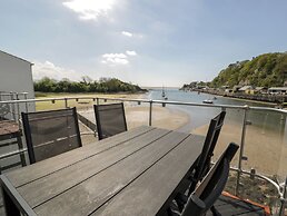 Seafarer's Haven