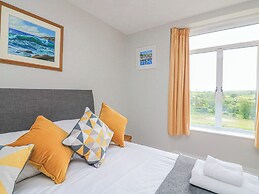 4 The Manor House Hillfield Village