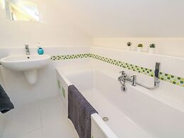 Apartment Above Garryglass