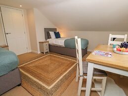 Apartment Above Garryglass