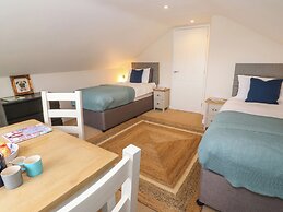 Apartment Above Garryglass