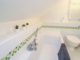 Apartment Above Garryglass