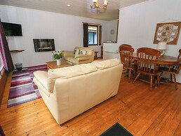 Lodge 5 -