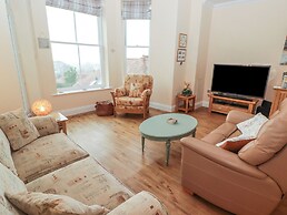 Apartment 7 Mansion House