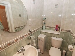 Apartment 7 Mansion House