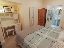 Apartment 7 Mansion House