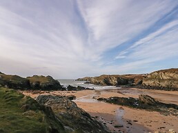 Fferm Porthdafarch South Farm House