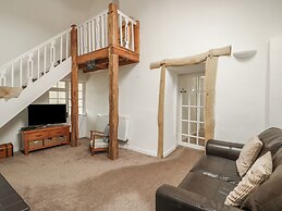 Fferm Porthdafarch South Farm House