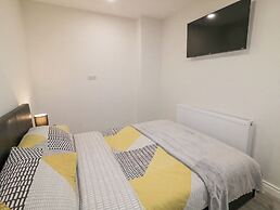Woodside Guest House