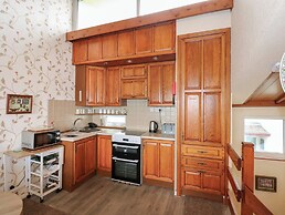 11 South Snowdon Wharf