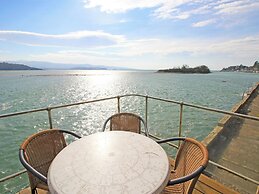 11 South Snowdon Wharf