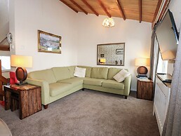 11 South Snowdon Wharf