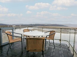 11 South Snowdon Wharf