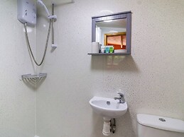 Log Cabin - Amber Glow