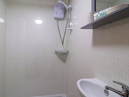 Log Cabin - Amber Glow