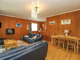 Lodge 6 -