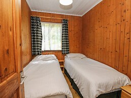 Lodge 6 -