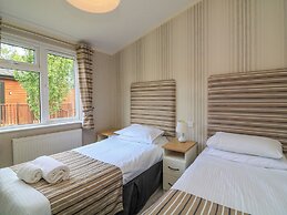 The Poplars - 11 Pool View