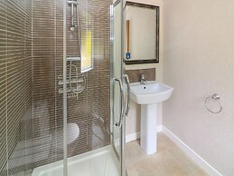 The Poplars - 11 Pool View