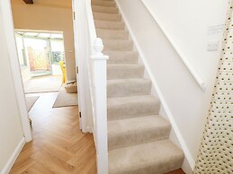 3 West Quay Mews
