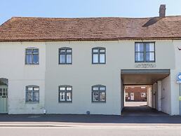 3 West Quay Mews