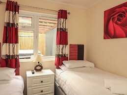 The Brambles 17 - Conkers Lodge