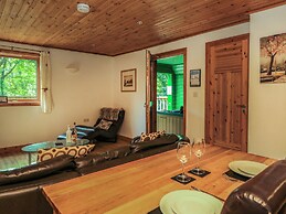 Lodge 58 - Oak Tree Lodge