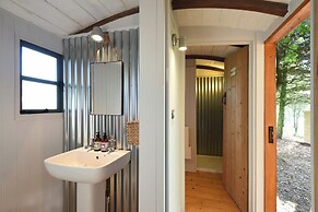Caban Llwynon