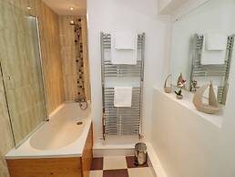 Fenny Marina Cottage